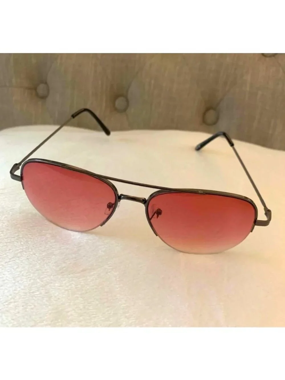 Aviator Style Sunglasses With Black Frame & Pink Gradient Lens Unisex